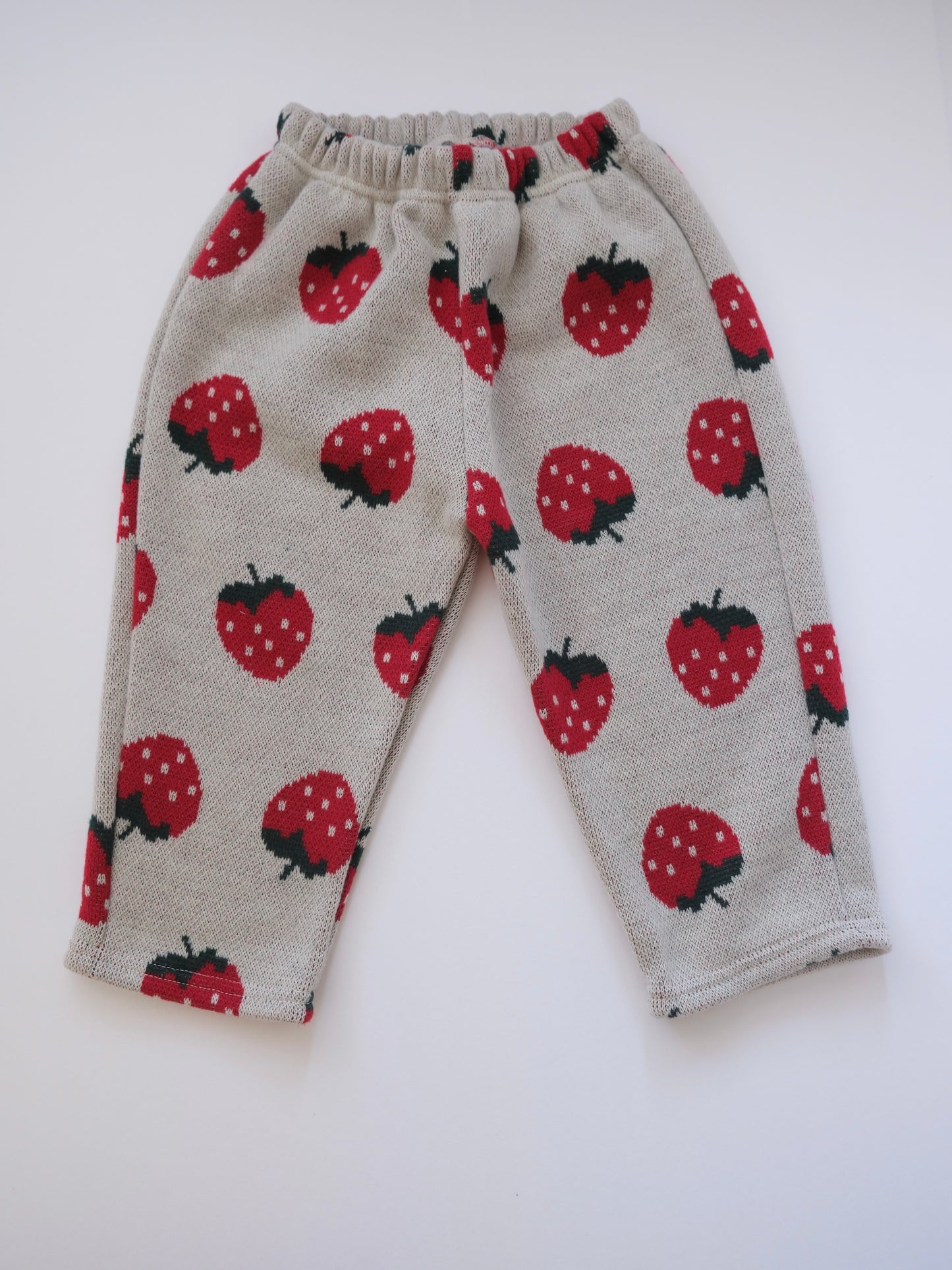 Strawberry Knit Pants in 4/5Y