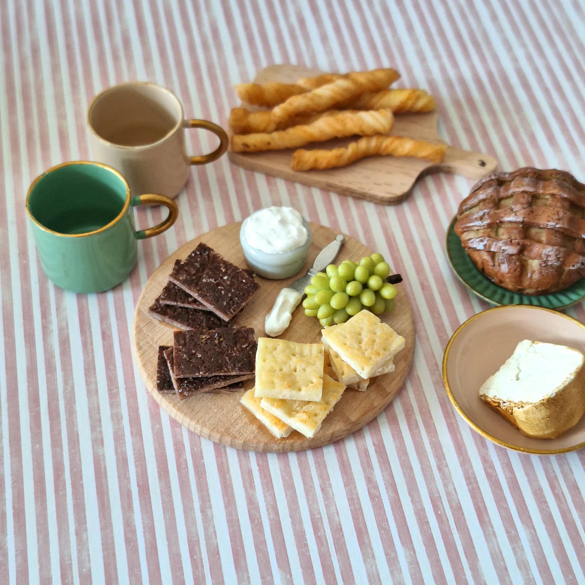Miniature Cracker Board